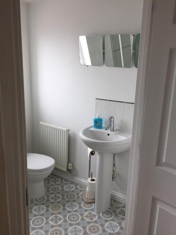 Beach Break Aberavon Holiday Home By The Sea بورت تالبوت المظهر الخارجي الصورة