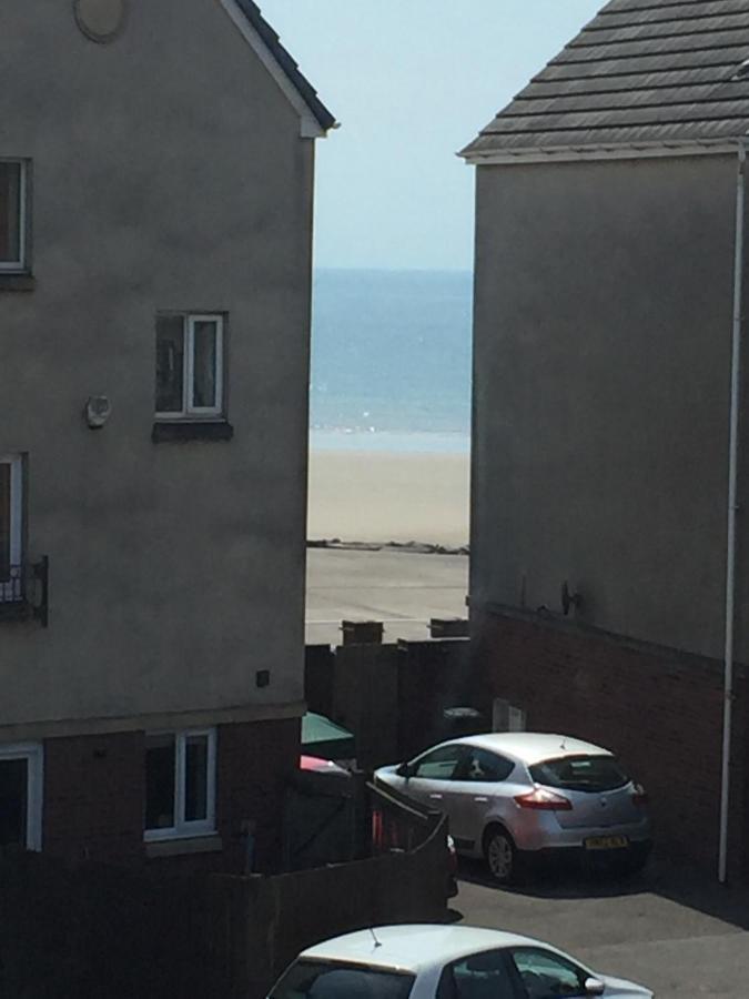 Beach Break Aberavon Holiday Home By The Sea بورت تالبوت المظهر الخارجي الصورة