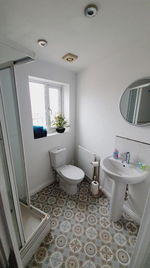 Beach Break Aberavon Holiday Home By The Sea بورت تالبوت المظهر الخارجي الصورة