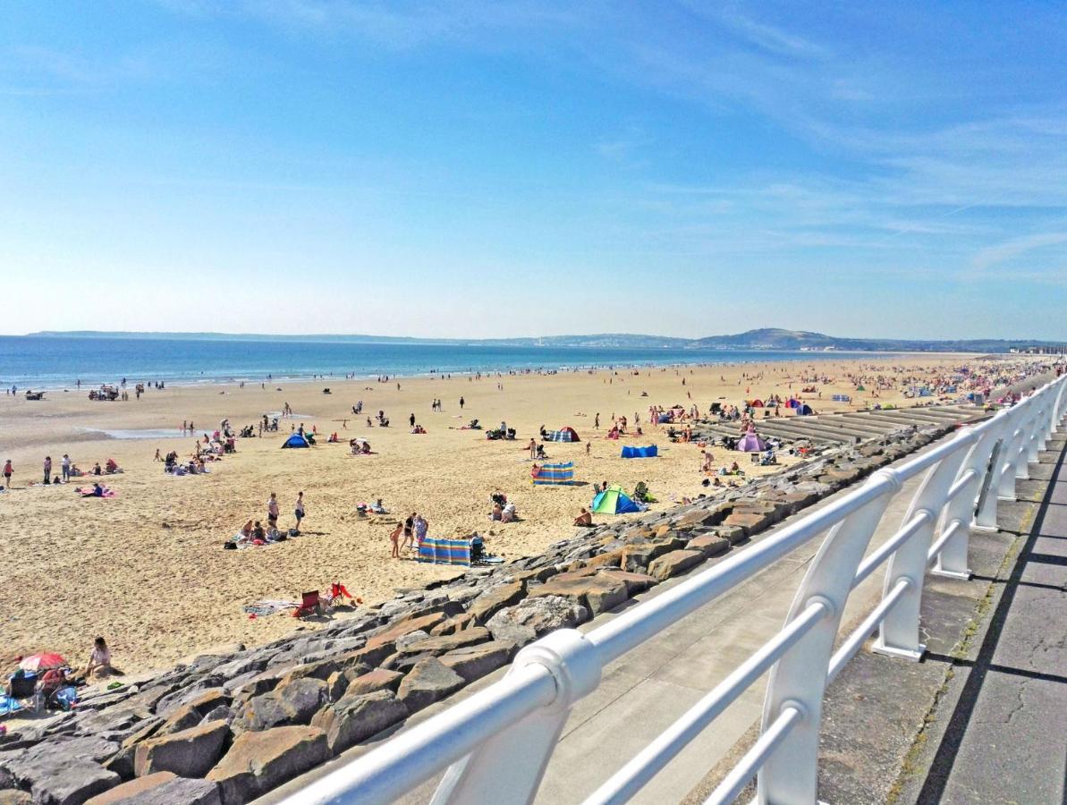 Beach Break Aberavon Holiday Home By The Sea بورت تالبوت المظهر الخارجي الصورة